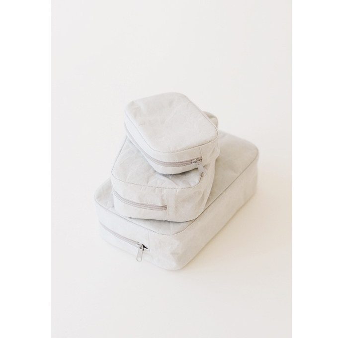 siwa_17_square_pouch_b.jpg